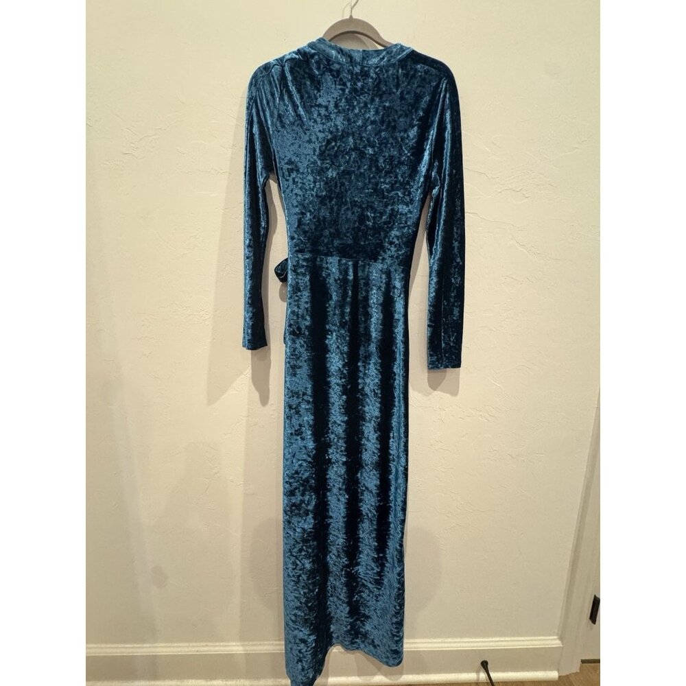 BCBG Maxazria Crushed Velvet Long Sleeve Wrap Dress Blue Size Medium - Picture 7 of 12